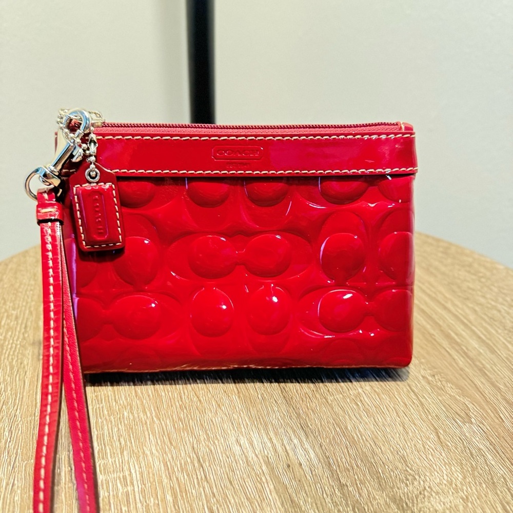 Coach corner zip Red Leather